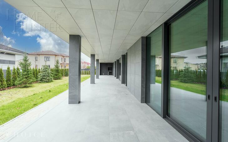 2-этажный коттедж 550 м² без отделки
