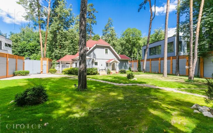 2-этажный коттедж 207.8 м² с отделкой