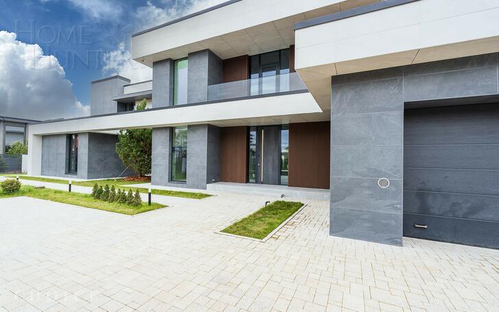 2-этажный коттедж 550 м² без отделки