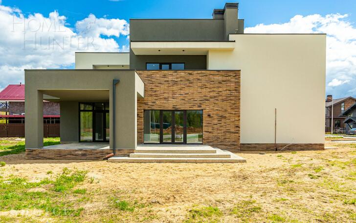 2-этажный коттедж 550 м² без отделки