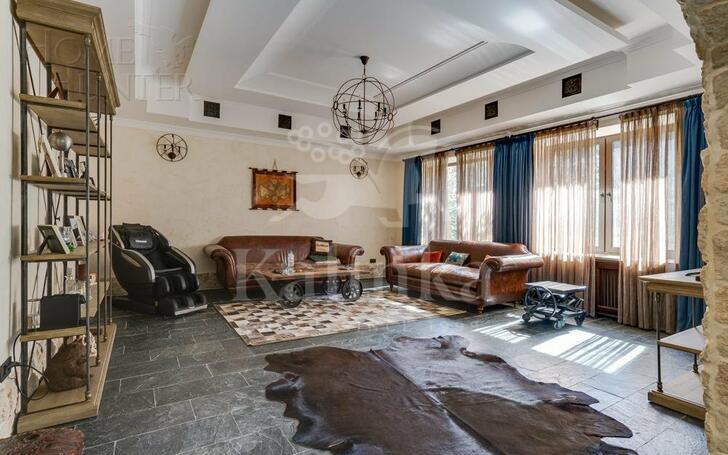 2-этажный коттедж 1 800 м² с отделкой