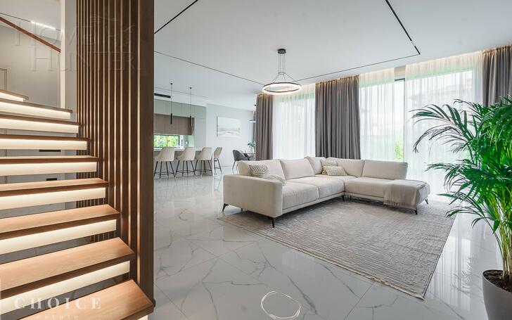 2-этажный коттедж 349.7 м² с отделкой