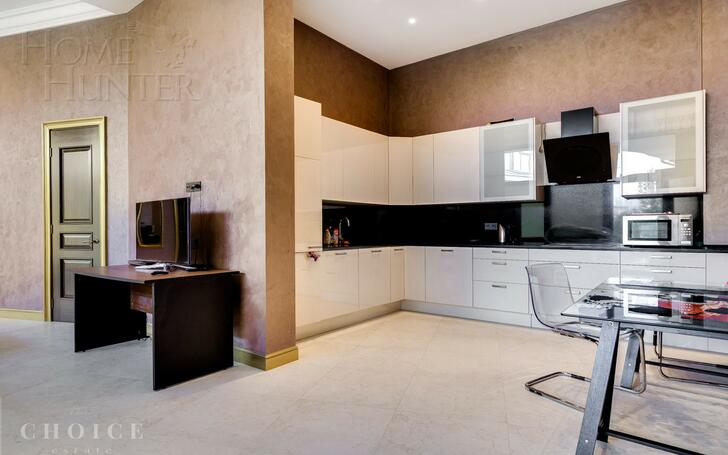 2-этажный коттедж 1 250 м² с отделкой