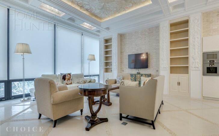 3-этажный таунхаус 340 м² с отделкой