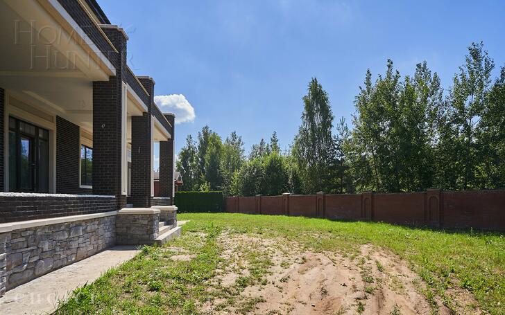 2-этажный коттедж 700 м² без отделки