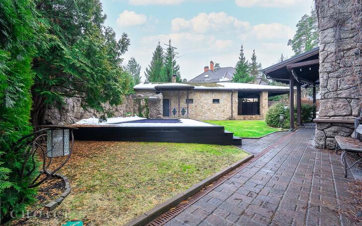 1-этажный коттедж 600 м² с отделкой