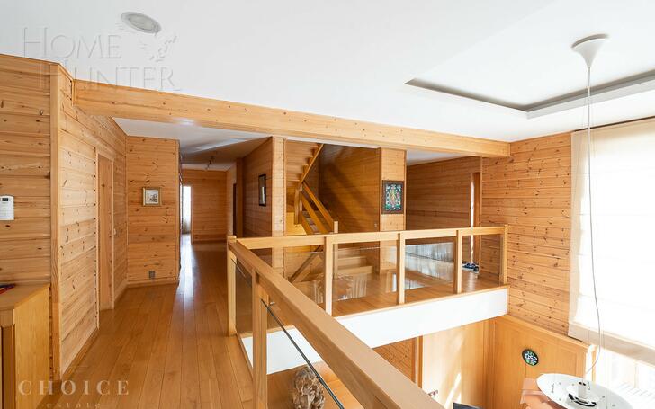 2-этажный коттедж 1 300 м² с отделкой