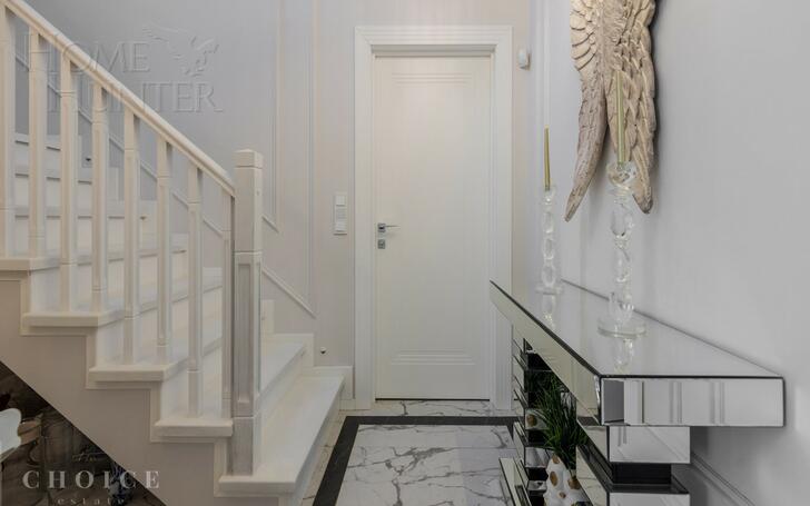 2-этажный коттедж 470 м² с отделкой