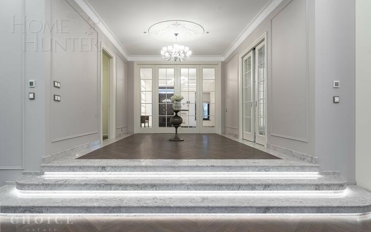 3-этажный коттедж 1 445 м² с отделкой