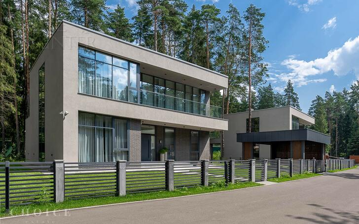 2-этажный коттедж 380 м² с отделкой