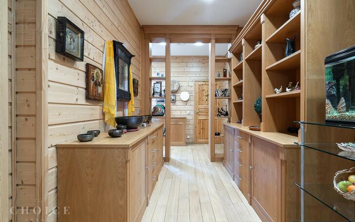 2-этажный коттедж 1 300 м² с отделкой