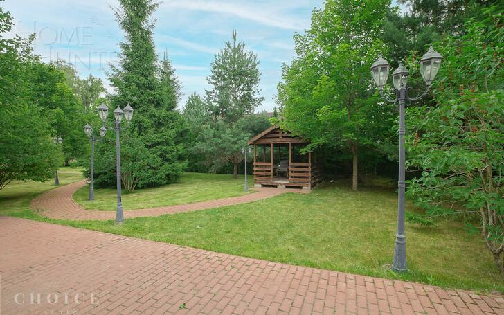 2-этажный коттедж 390 м² с отделкой