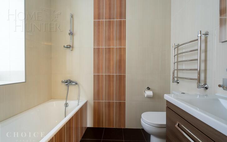 4-этажный коттедж 750 м² с отделкой