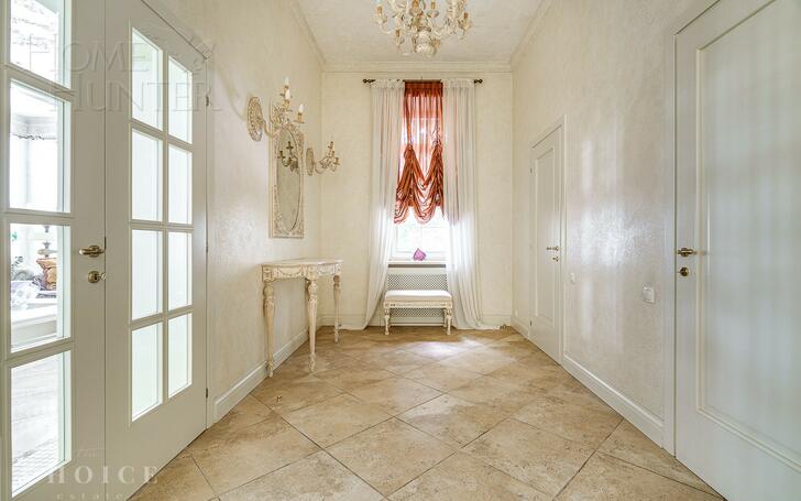 2-этажный коттедж 400 м² с отделкой