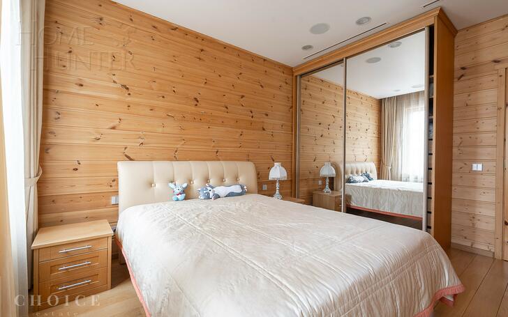 2-этажный коттедж 1 300 м² с отделкой