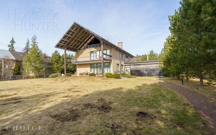 2-этажный коттедж 500 м² с отделкой