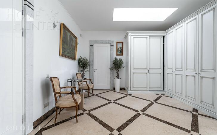 2-этажный коттедж 500 м² с отделкой