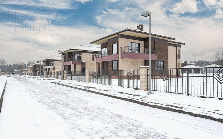 2-этажный коттедж 334 м² без отделки