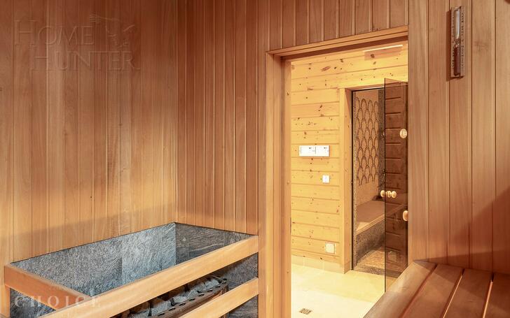 2-этажный коттедж 1 300 м² с отделкой