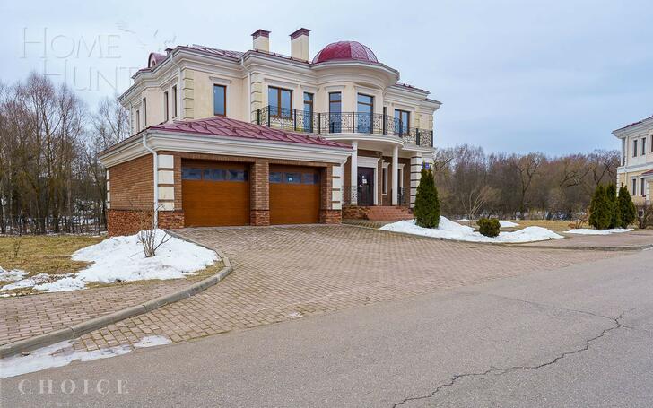 2-этажный коттедж 855 м² без отделки
