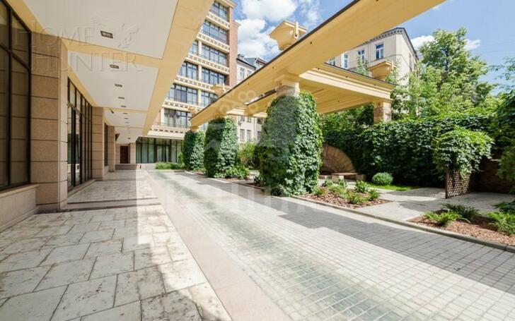 8-КОМН. КВАРТИРА С ОТДЕЛКОЙ 443.4 М² НА 1 ЭТАЖЕ