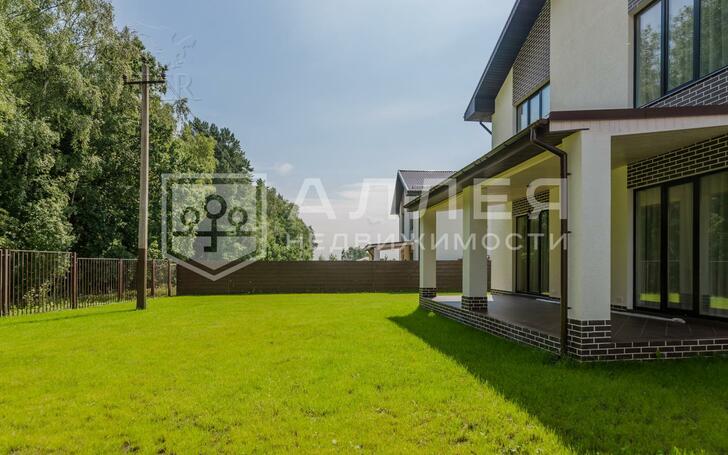 2-этажный коттедж 260 м² с отделкой
