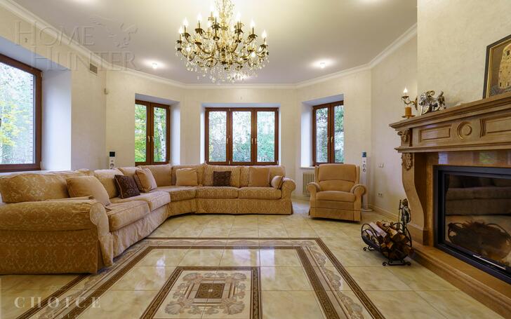4-этажный коттедж 750 м² с отделкой