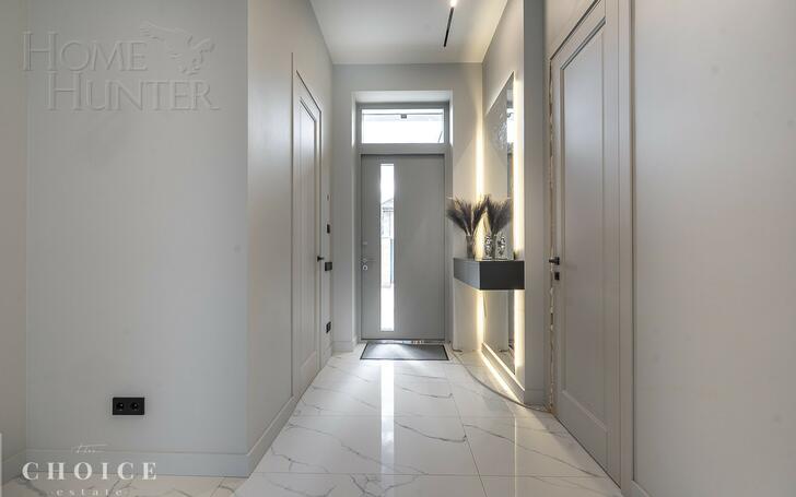 2-этажный коттедж 349.7 м² с отделкой