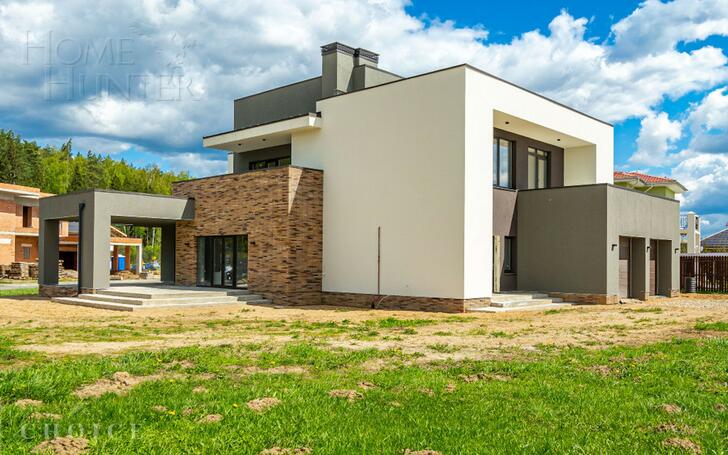 2-этажный коттедж 550 м² без отделки