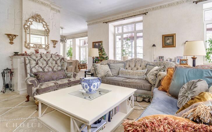 2-этажный коттедж 400 м² с отделкой