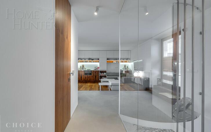 3-этажный коттедж 650 м² с отделкой