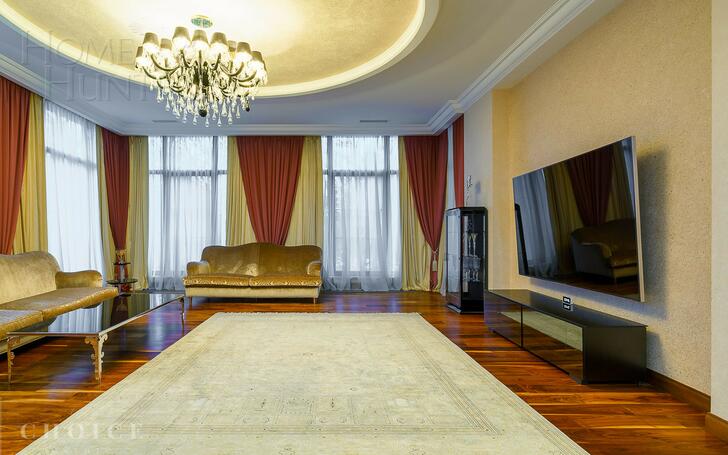 2-этажный коттедж 1 250 м² с отделкой