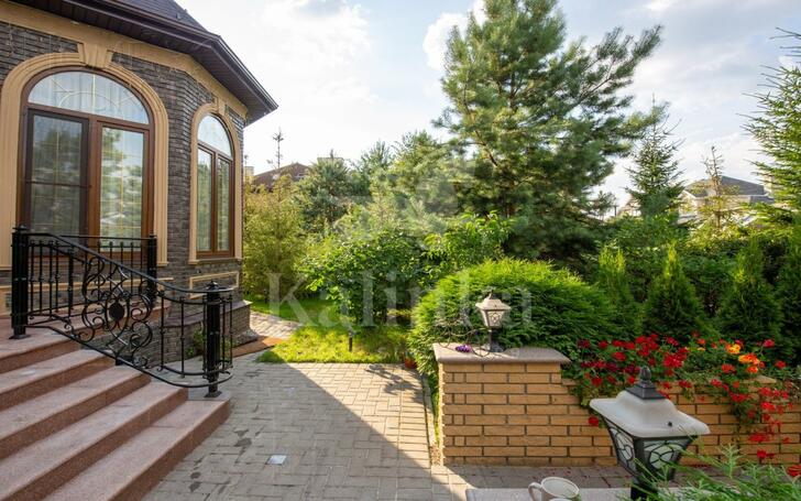 2-этажный коттедж 524 м² с отделкой