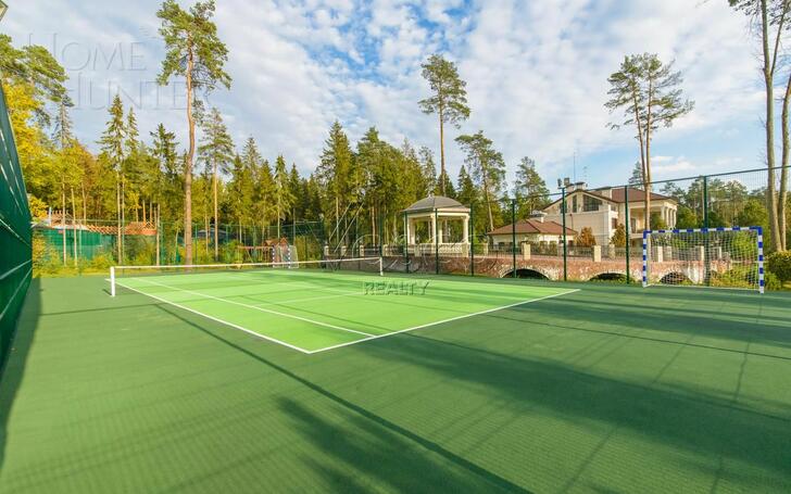 3-этажный коттедж 2 000 м² с отделкой