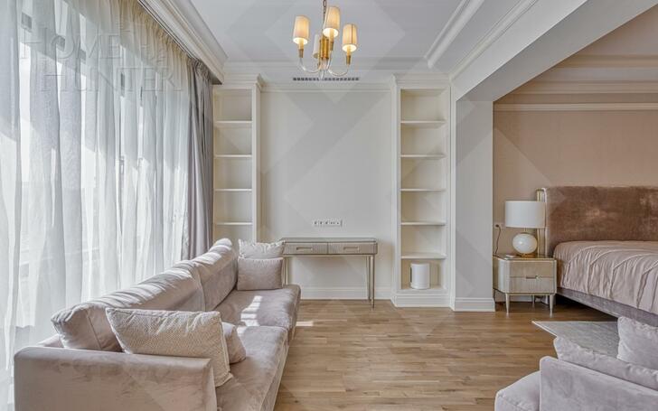 2-этажный коттедж 650 м² с отделкой