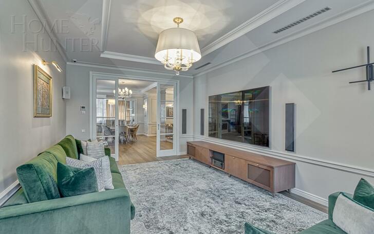2-этажный коттедж 650 м² с отделкой