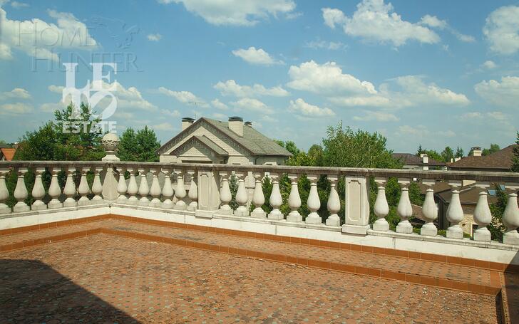 2-этажный коттедж 1 569 м² без отделки