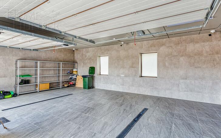 2-этажный коттедж 650 м² с отделкой