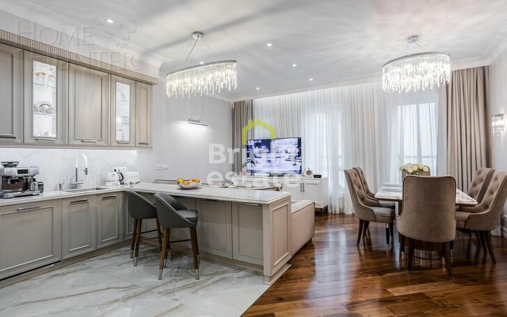 4-КОМН. КВАРТИРА С ОТДЕЛКОЙ 87.9 М² НА 24 ЭТАЖЕ