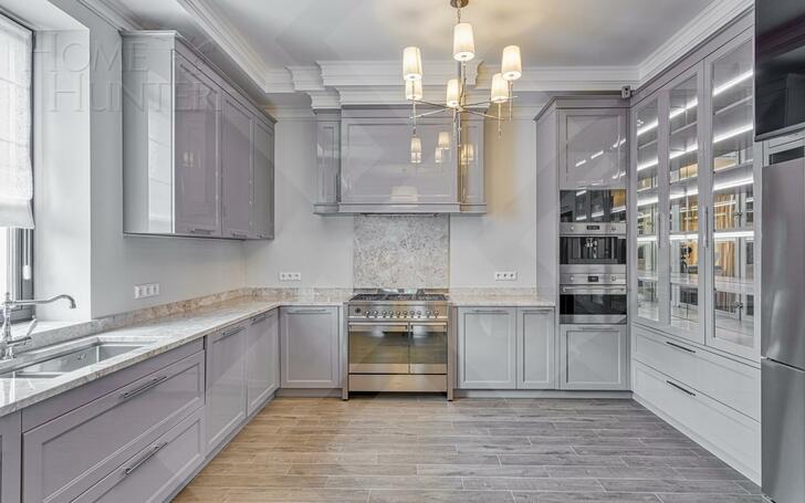 2-этажный коттедж 650 м² с отделкой