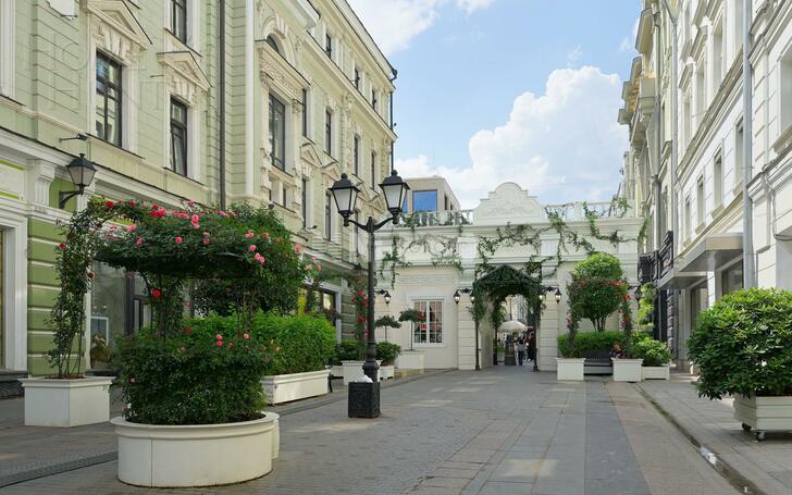 5-КОМН. КВАРТИРА С ОТДЕЛКОЙ 210 М² НА 3 ЭТАЖЕ