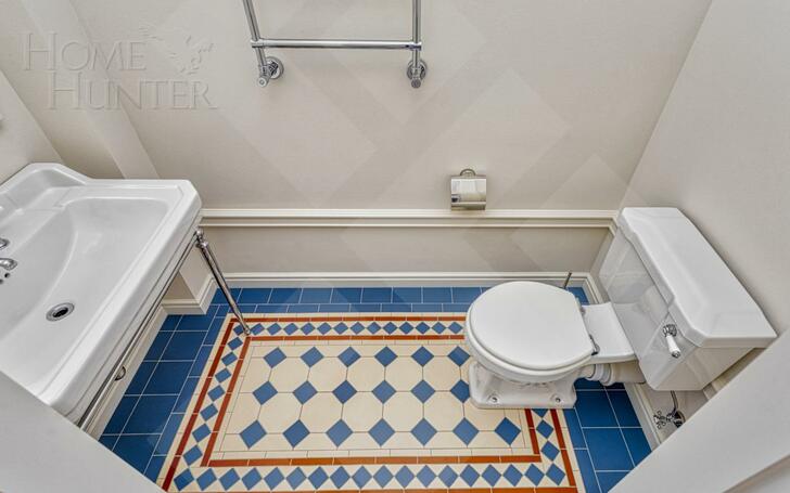 2-этажный коттедж 650 м² с отделкой