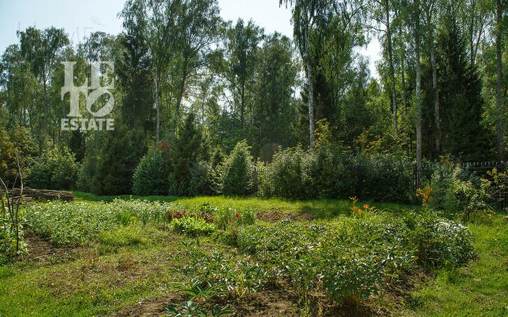 2-этажный коттедж 1 569 м² без отделки