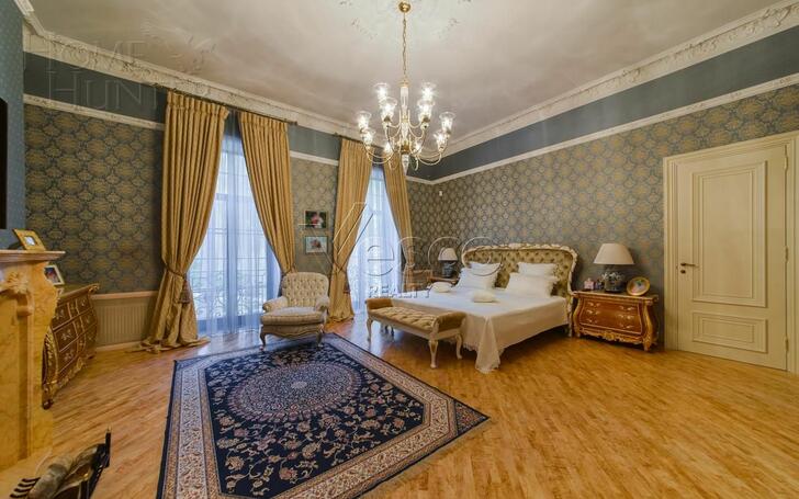 3-этажный коттедж 2 000 м² с отделкой