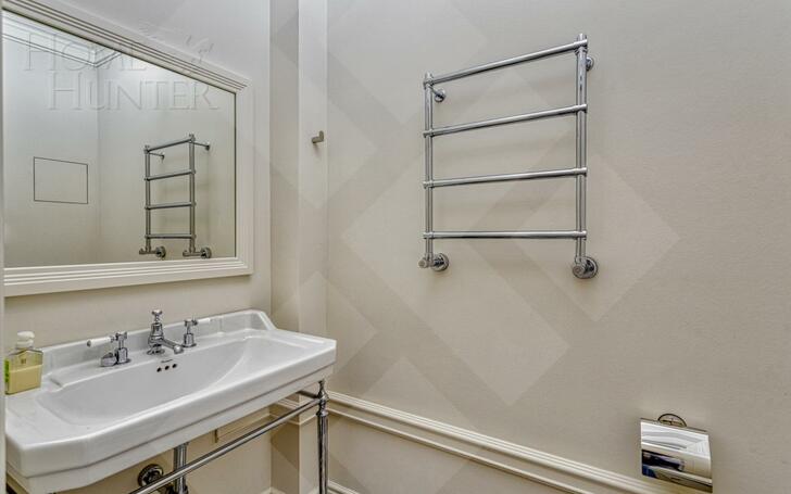 2-этажный коттедж 650 м² с отделкой
