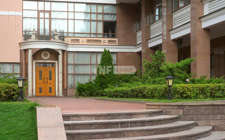 5-КОМН. КВАРТИРА С ОТДЕЛКОЙ 210 М² НА 3 ЭТАЖЕ