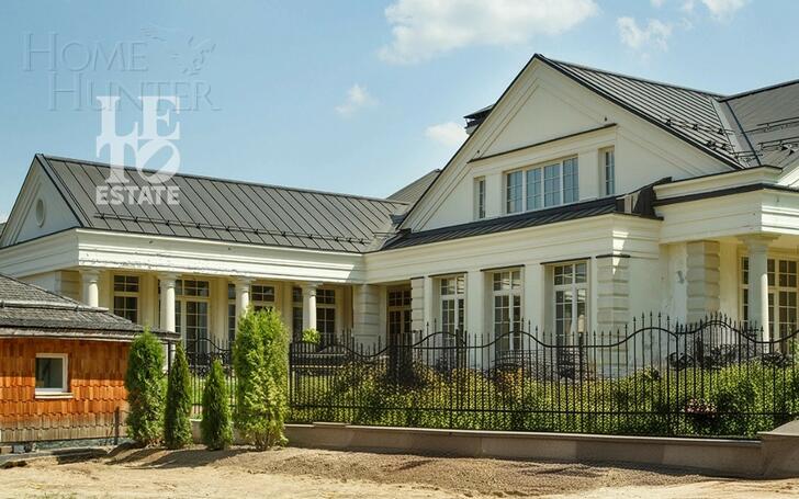 2-этажный коттедж 1 569 м² без отделки
