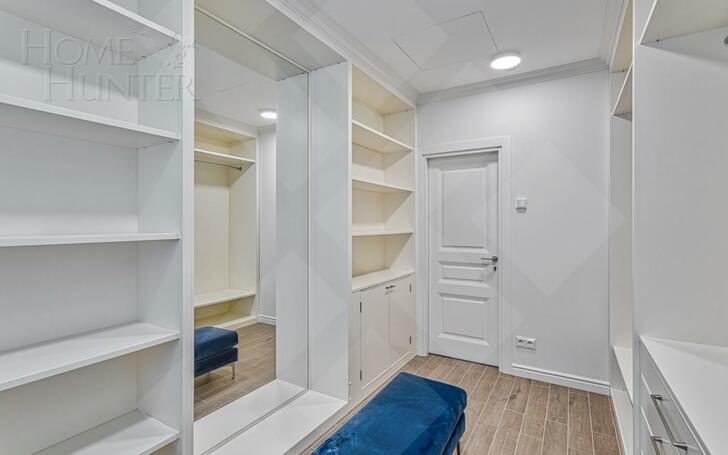 2-этажный коттедж 650 м² с отделкой
