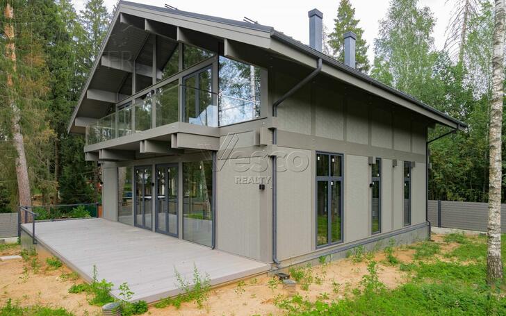 2-этажный коттедж 581.7 м² без отделки