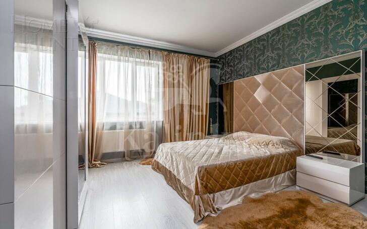 2-этажный коттедж 250 м² с отделкой